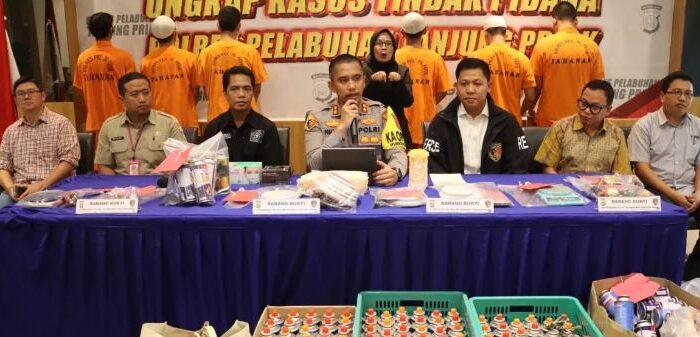 Polres Pelabuhan Tanjung Priok Tangkap Enam Pelaku Pengoplos Gas Elpiji Bersubsidi