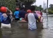 Korban Banjir  Jatiskapuan Kudus Mulai di Evakuasi, Pemkab Pastikan Berikan Bantuan Pelayanan Cepat dan Fasilitas Lengkap