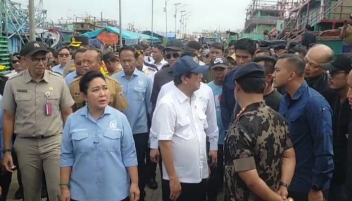 Semrawut Kapal di Muara Angke, Titiek Soeharto dan Menteri KKP Tinjau ke Lokasi