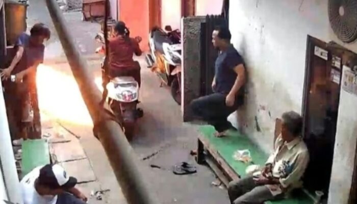Peristiwa Pelemparan Molotov di Koja Kenai Korban Ibu Bermotor, Karena Asmara
