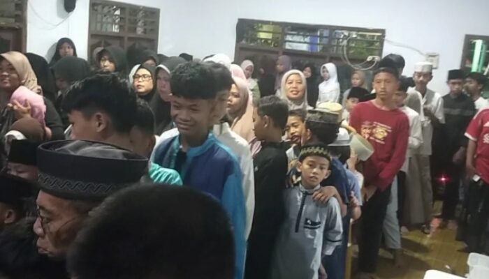 Hari Asyura 10 Muharam 1448 H, 150 Yatim dan 17 Dhuafa Dapat Santunan dari Pengusaha dan Donatur Muara Angke